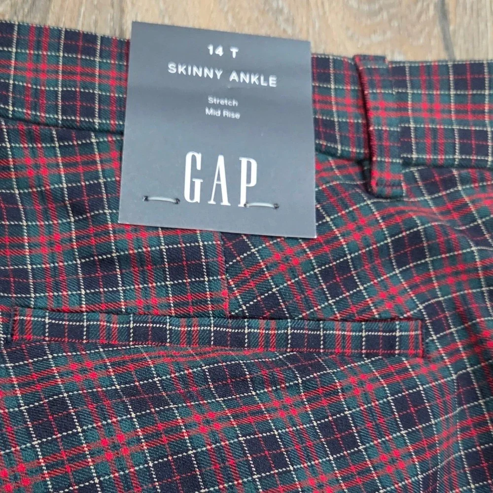 GAP signature skinny